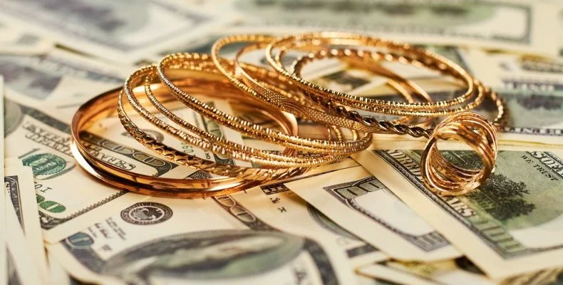 DÜĞÜNDE TAKILAN ZİYNET EŞYALARI KİMİN? YARGITAY’IN KARARINDAKİ DEĞİŞİKLİKLER VE YENİ KRİTERLER